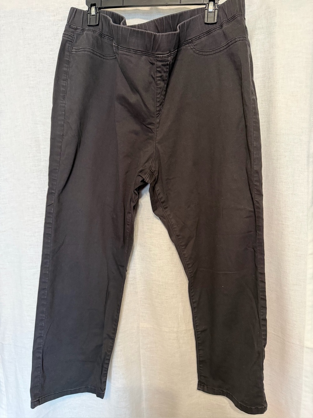 Eileen Fisher Black Denim Pull-On Jeans, size XL